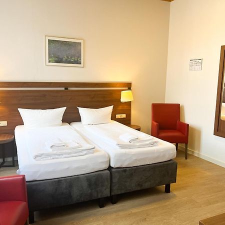 Hotel Fraenkischer Hof Kitzingen Esterno foto