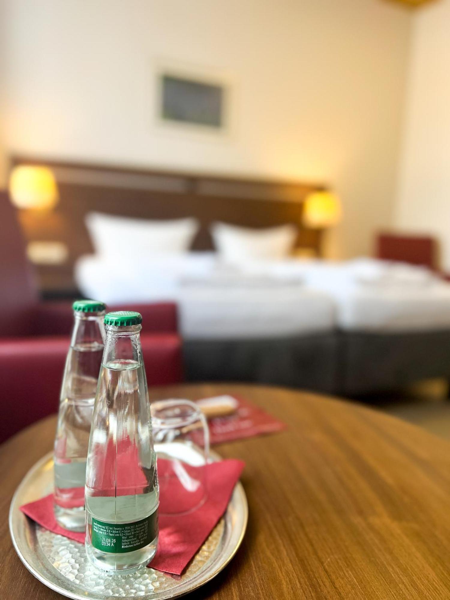 Hotel Fraenkischer Hof Kitzingen Esterno foto