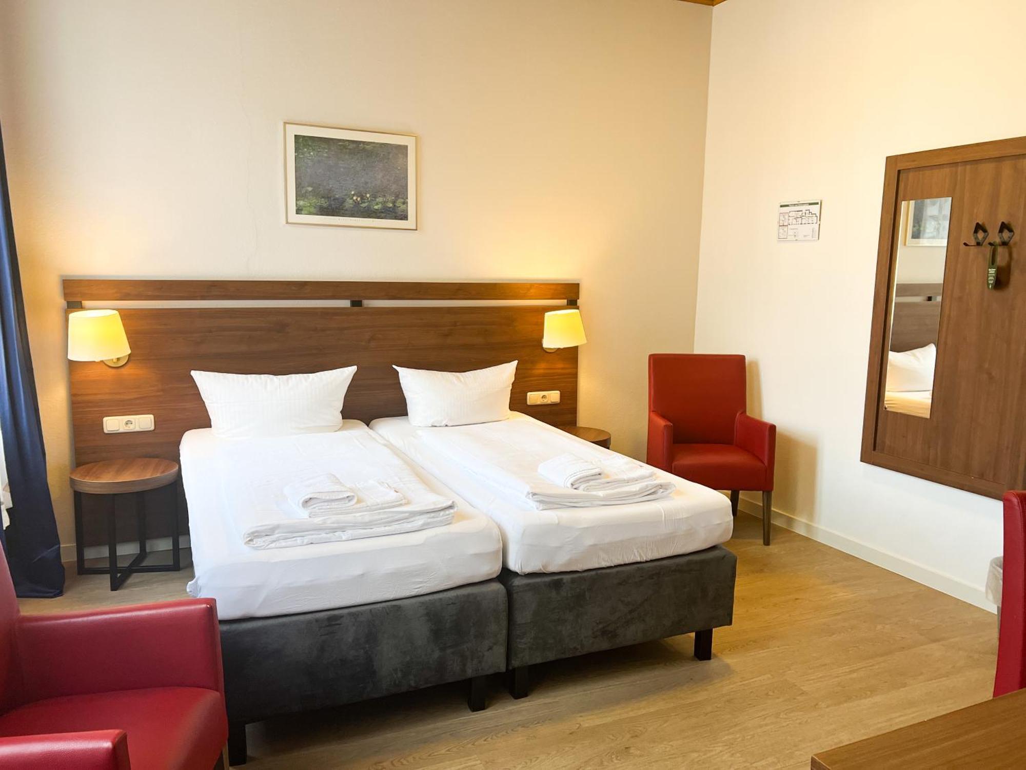 Hotel Fraenkischer Hof Kitzingen Esterno foto