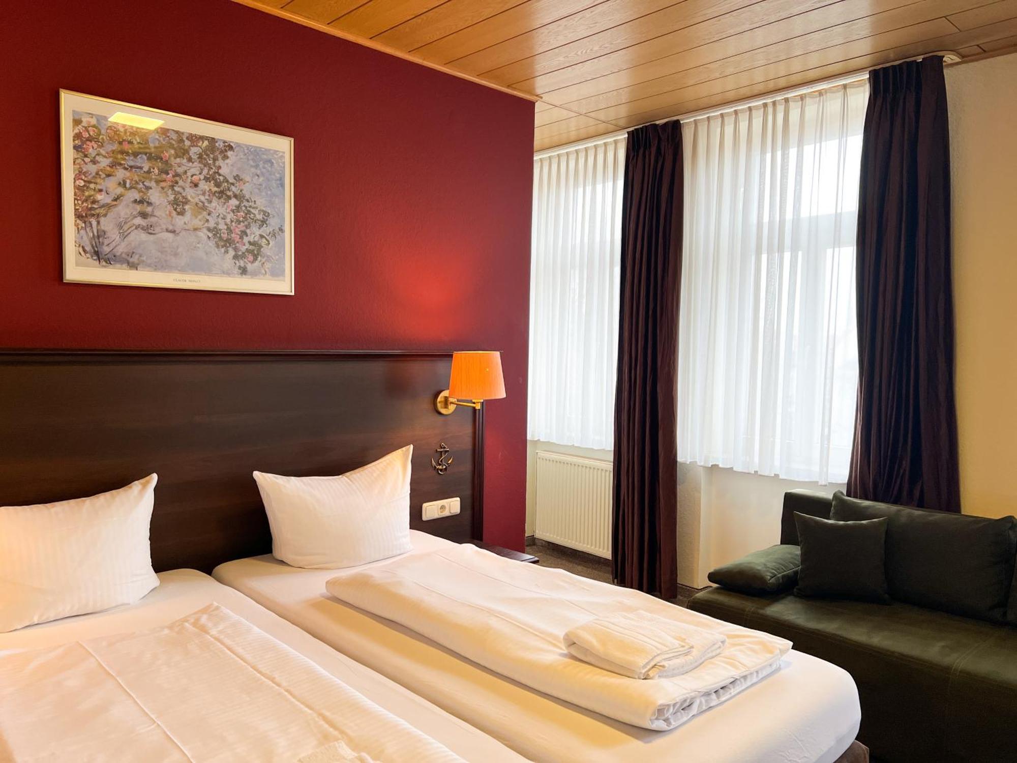 Hotel Fraenkischer Hof Kitzingen Esterno foto