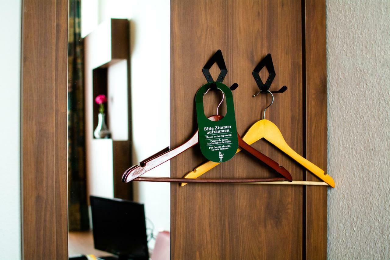 Hotel Fraenkischer Hof Kitzingen Esterno foto